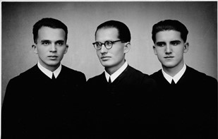 The three Jaki brothers as seminarians. From the left, Stanley, Zeno, Teodoz.