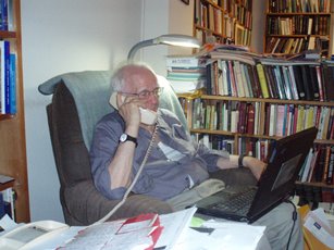 2008 – Lawrenceville, KY – Father Jaki in his flat, in working position
