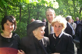 Fr Jaki’s sister, niece and other relatives at the funeral