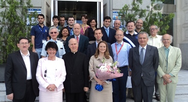 A view of the speakers and of some of the participants