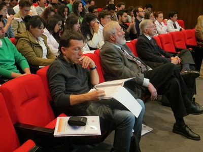 A view of the people attending the Conference. In foreground Alessandro Giostra, William Carroll and Rafael Vicuña.