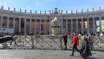 In St. Peter Square, the picture, taken at one of the centres of the ellipse, shows all four set of columns in the Bernini colonnade as looking just one set.