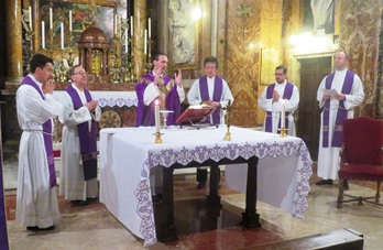 All the concelebrants at the consacration, during the Holy Mass for the tenth anniversary of the passing of Fr Stanley L. Jaki.