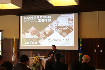 Father Pedro Augusto during his talk.